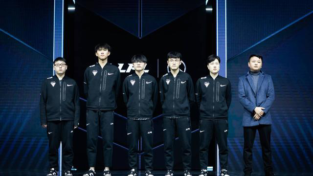 阵容升级的 阵容升级的