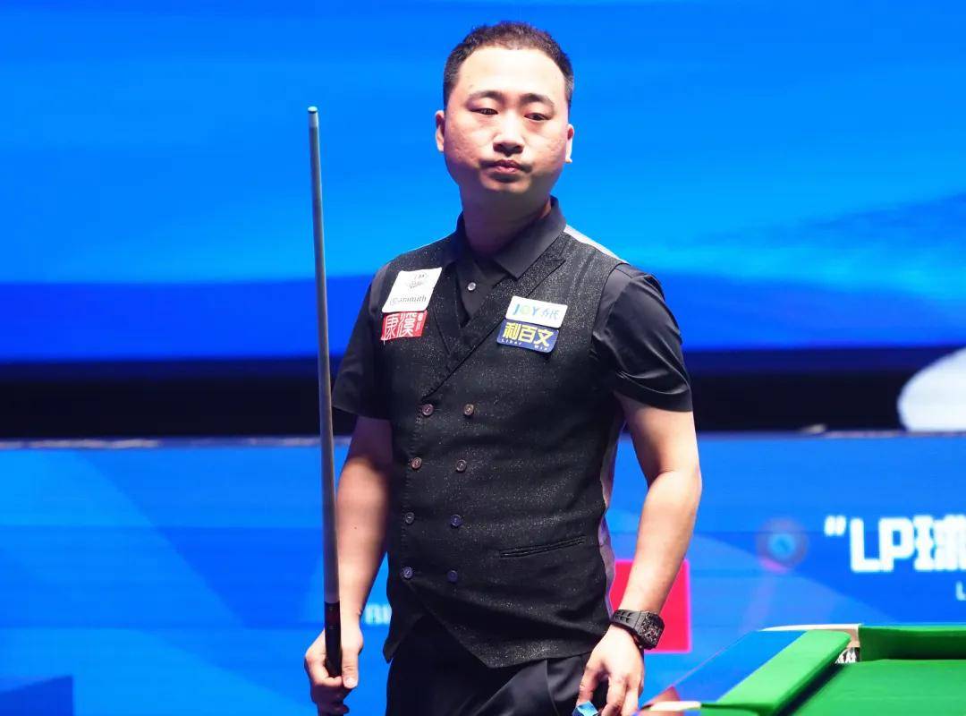 友进行了深 友进行了深